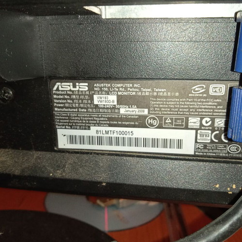 Asus 19" LCD monitor VW193D-B like new with 2 VGA cables