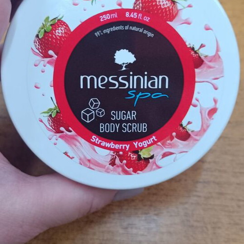 Messinian Spa Sugar Body Scrub Strawberry Yogurt 250ml new