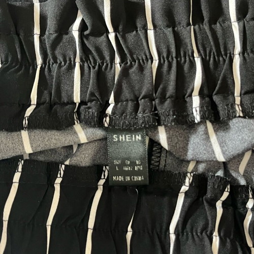 Shein women's shorts new, size large, black and white
