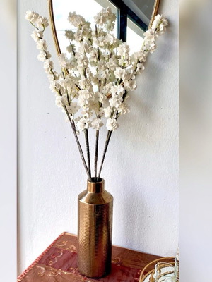Ceramic vase new in bronze color