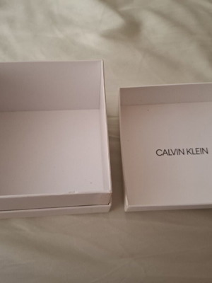 Calvin Klein watch box like new 11×10×7.5 cm