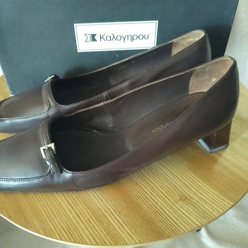 Kalogiropou leather pumps size 38 brown like new