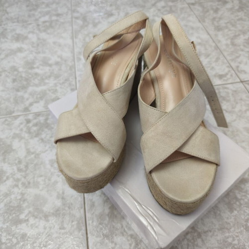 Espadrille suede beige platform sandals size 39 like new