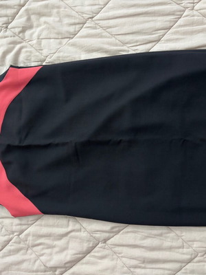 Voltage sleeveless two-tone dress size large like new