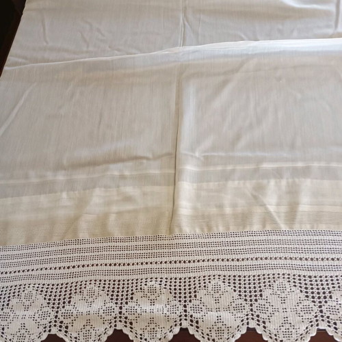 Traditional handmade curtain 220x245 like new