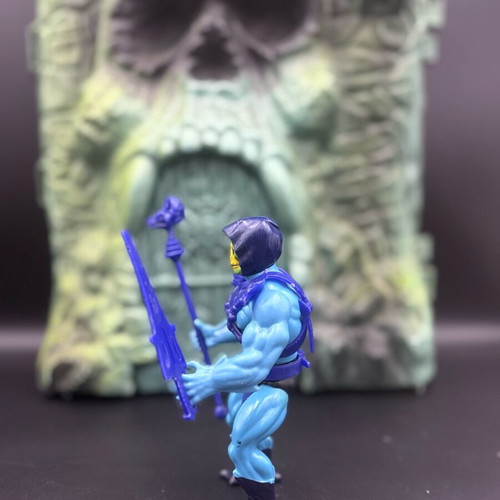 Vintage 80’s MOTU Skeletor figure like new, original Mattel
