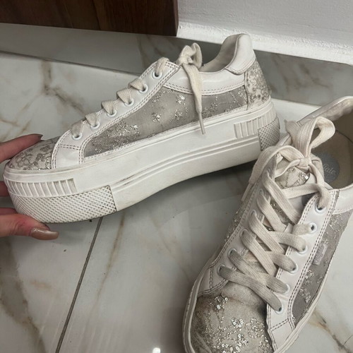 Buffalo sport shoes white used with details size 38