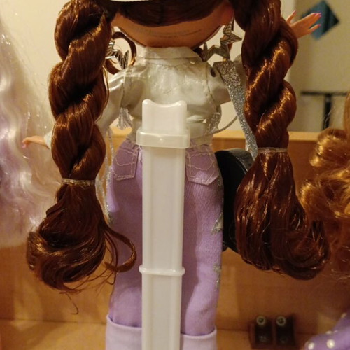 Lol Surprise OMG Doll 2 like new