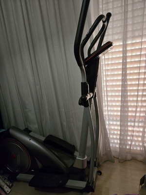 Elliptical fitness machine
