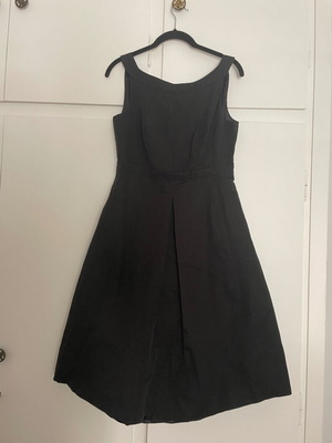 Vintage Monsoon little black dress large, like new