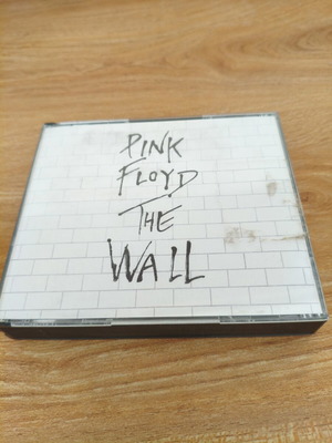 Pink Floyd The Wall CD album like new