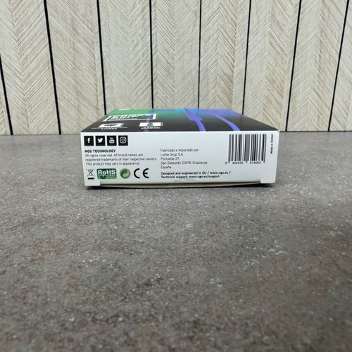 Wired Earphones Cross Skip Blue new with microphone and call control