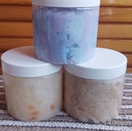 Body wash and scrub set like new with fresh, caramel, cappuccino scents