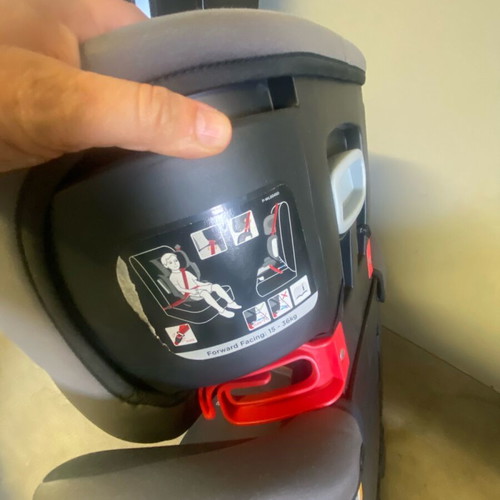 Car seat 15-36kg like new