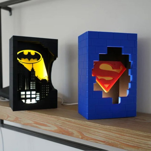 Superman Table Lamp new, USB powered, Justice League theme