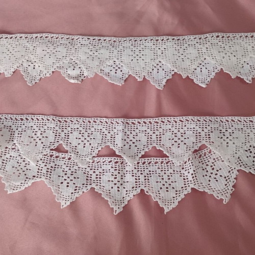 Vintage handmade circular crochet lace borders set of two
