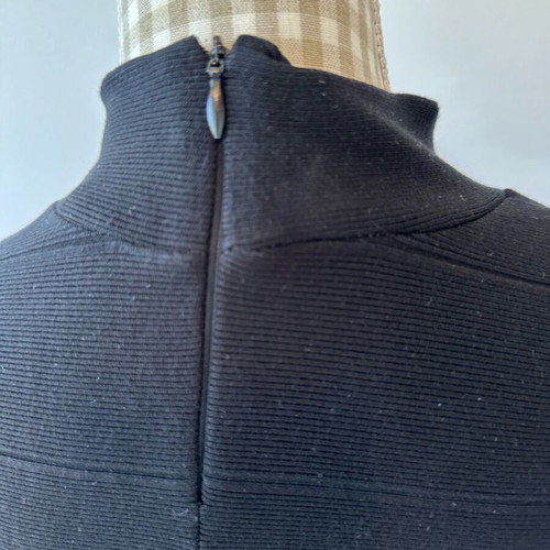 Zara knitted black dress size large used with back zipper