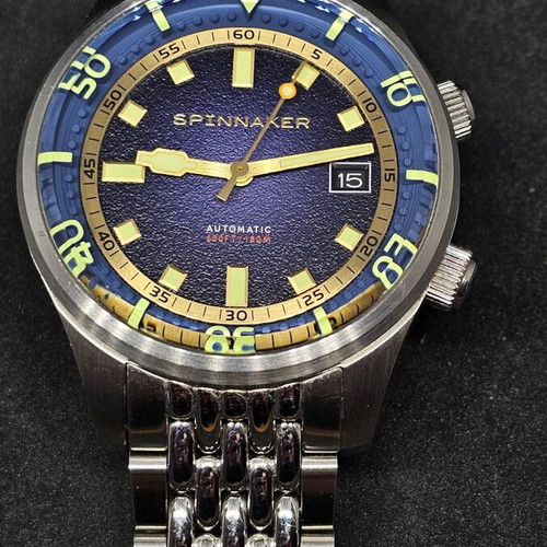 Spinnaker Bradner Pacific Blue watch like new, full set with bracelet links