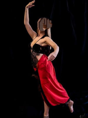 Contemporary dance belly oriental costume like new, white and red