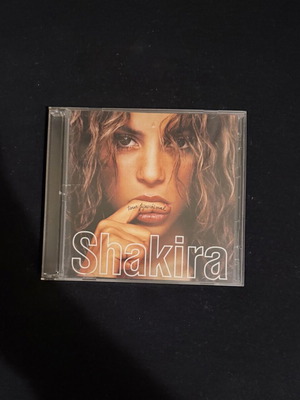 Shakira Tour Fijación Oral CD used, pop