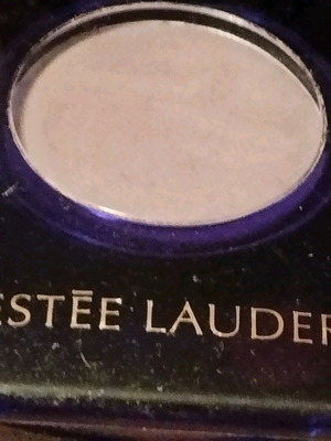 Estee Lauder single eyeshadow Violet like new