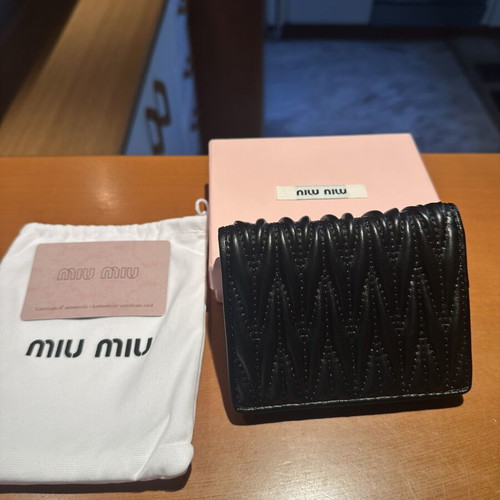 Miu Miu leather wallet new, black, with box