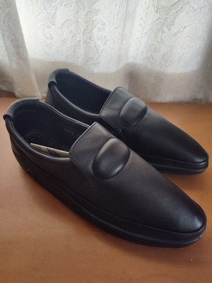 Ecco Soft men's leather slip-on shoes size 43, black