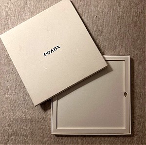 Κουτί πρόσκλησης Prada - Milan Fashion Week 2024