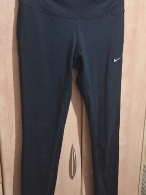 Nike women's leggings size S, black