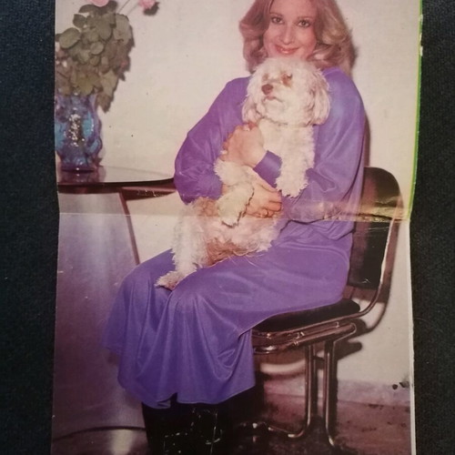 Manina magazine insert used, M. Evangelou visit at home