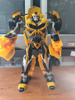Transformers Bubble B μεταχειρισμένο, όχημα Mustang, στιβαρή κατασκευή