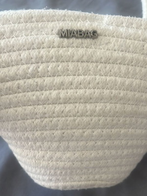 Miabag crossbody bag like new, beige knitted beach tote