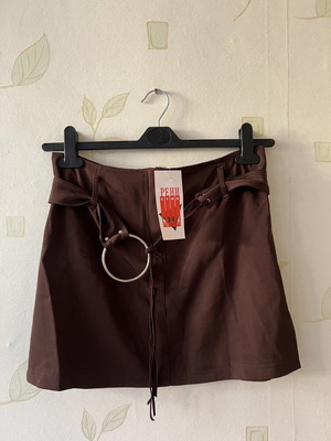 Brown skirt with belt size S, new