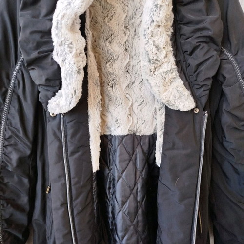 Coat jacket like new, very warm with dedicated collar, black size M