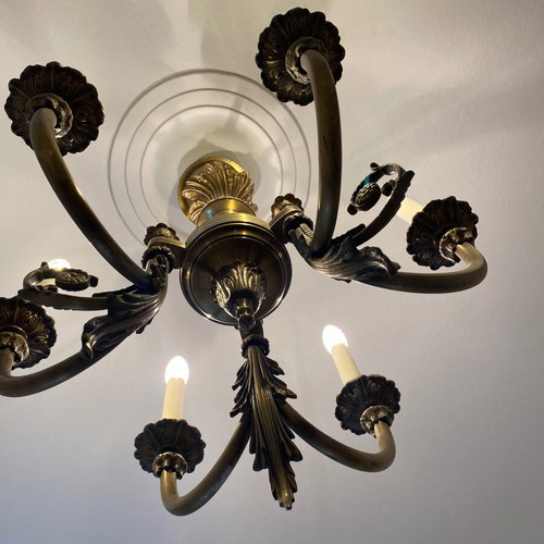 Bronze chandelier with 6 lights like new, carved brass