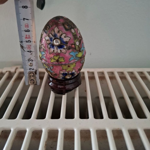 Vintage Cloisonné Easter egg with wooden base like new
