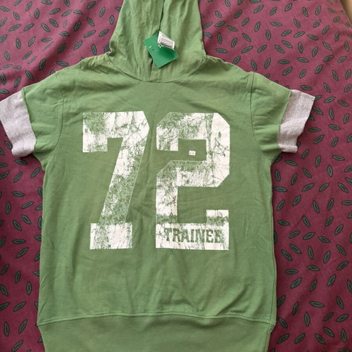 Benetton T-shirt green new with tag, size 158 cm, 10-11 years