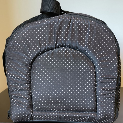 Pet Carrier 40x32x30cm like new, black
