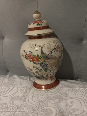 Japanese Satsuma jar like new with peacock designs and gold gilding