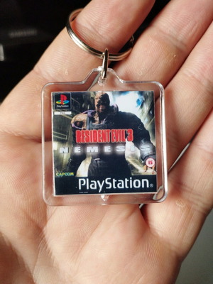 Resident Evil 3 Nemesis PS1 keychain new