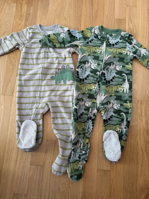 Fleece sleep sacks used, pack of 2 for 2-year-olds