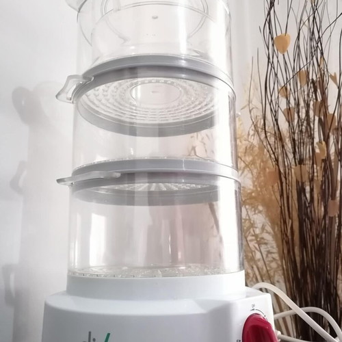 Divo Steamer steamer like new with three transparent tiers