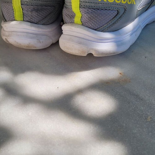 Reebok men's sport shoes size 44 like new