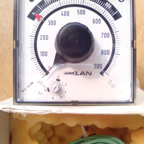 Industrial fire controller-thermometer JUMO 20-900°C new with sensor