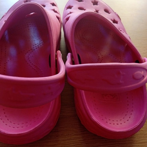Gioseppo Kids beach clogs size 32/33 like new, pink