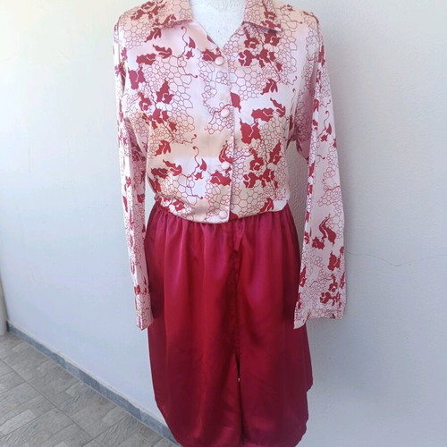 Nuit Secrète women's satin pajama set like new, size 46/48