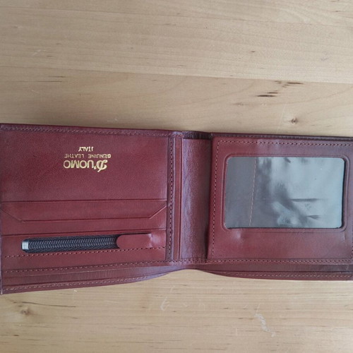 Burgundy leather wallet like new