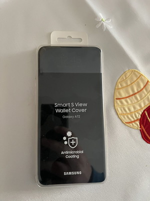 Samsung A72 Smart S View Wallet Cover like new