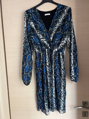 Senes dress new without tag, black and blue, size S