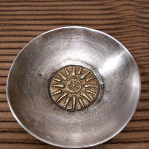 Silver ashtray with Vergina Sun used